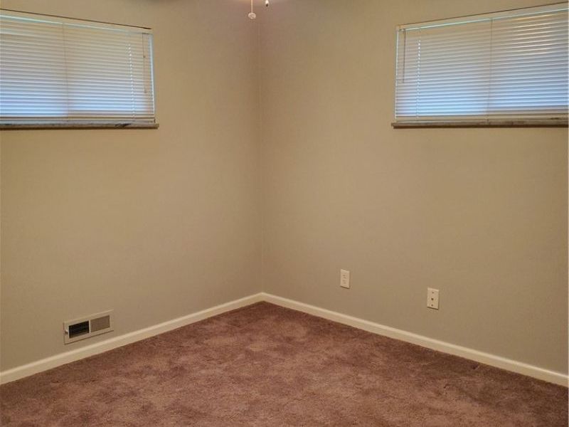 10755 Albion Road, North Royalton, OH 44133 Photo 9