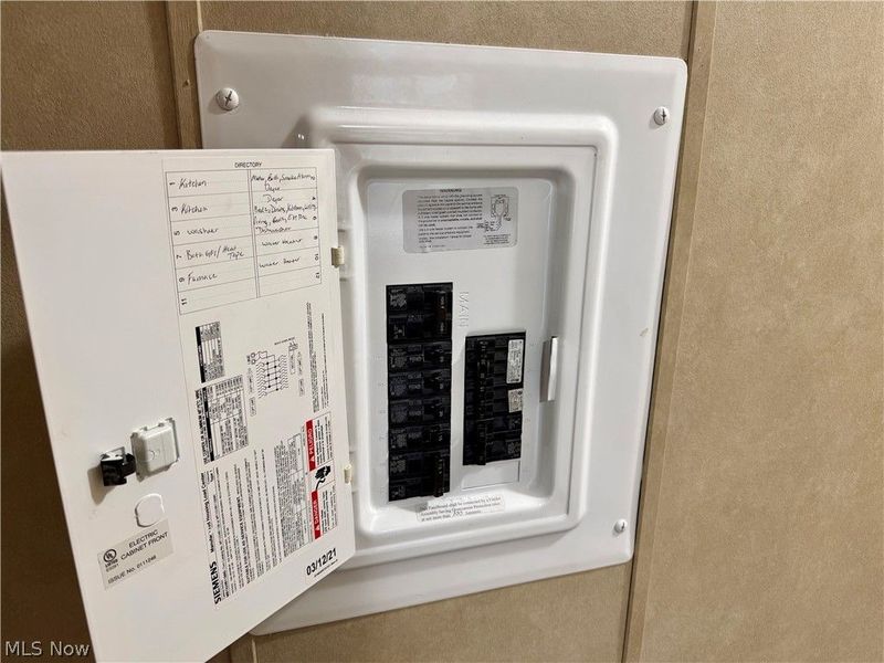 2606 Lincoln Way W, Unit 29, Massillon, OH 44647 Photo 7