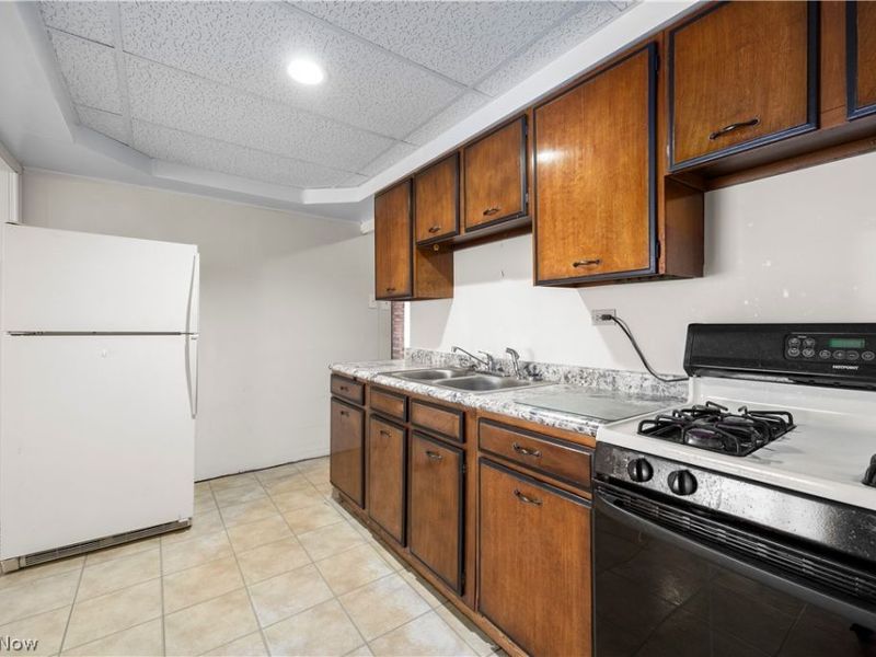 142 Parmely Avenue, Elyria, OH 44035 Photo 18