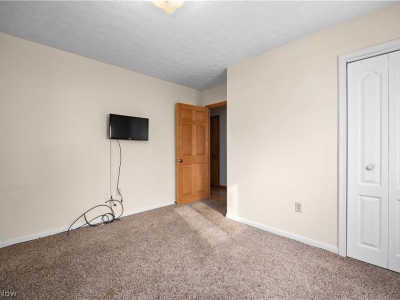 142 Parmely Avenue, Elyria, OH 44035 Photo 24