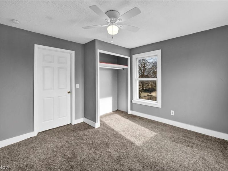 127 E 35th Street, Lorain, OH 44055 Photo 16