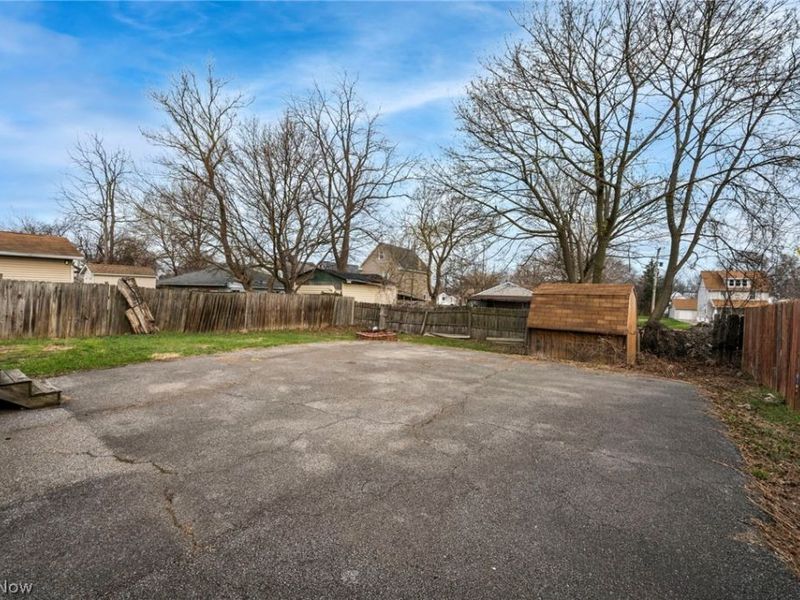 127 E 35th Street, Lorain, OH 44055 Photo 37