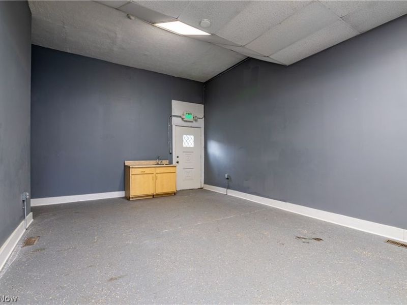 8403 Detroit Avenue, Cleveland, OH 44102 Photo 27