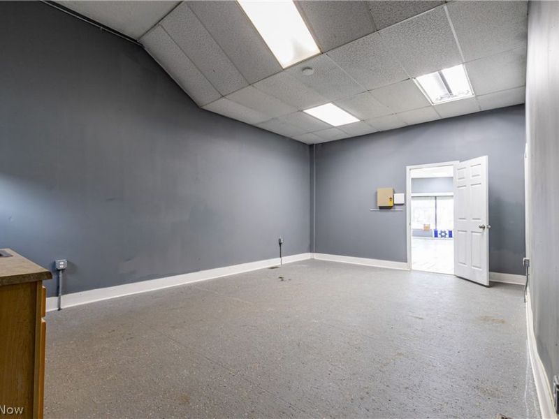 8403 Detroit Avenue, Cleveland, OH 44102 Photo 28