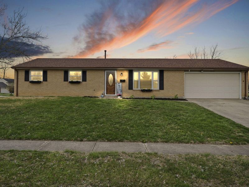 7039 Monte Carlo Drive, Englewood, OH 45322 Photo 1