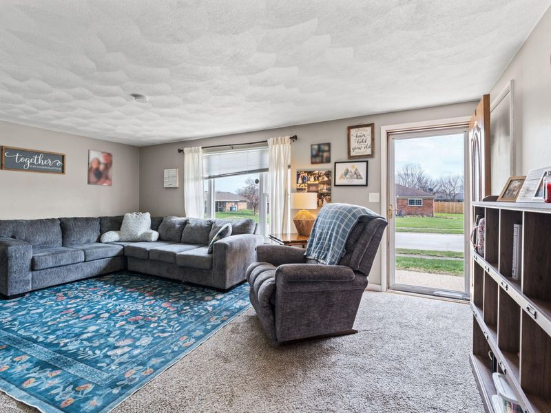 7039 Monte Carlo Drive, Englewood, OH 45322 Photo 3