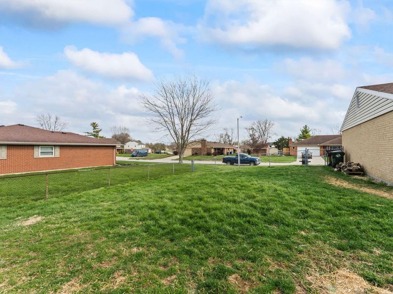 7039 Monte Carlo Drive, Englewood, OH 45322 Photo 32