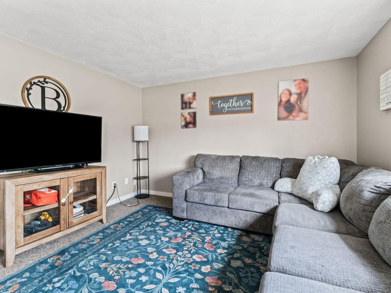 7039 Monte Carlo Drive, Englewood, OH 45322 Photo 4