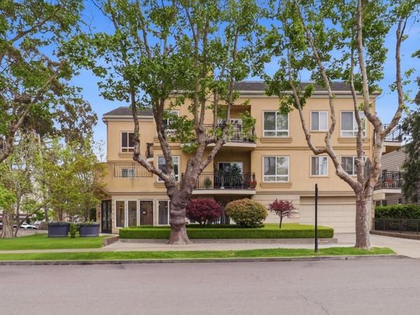 107 El Camino Real, Unit 302, Burlingame, CA 94010