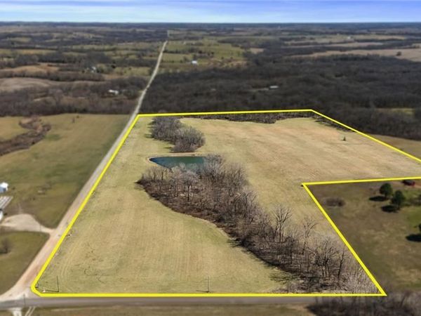 9881 NW 365th Road, Stewartsville, MO 64490