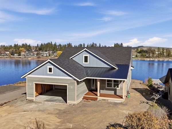 11327 S Avista Ln, Medical Lake, WA 99022
