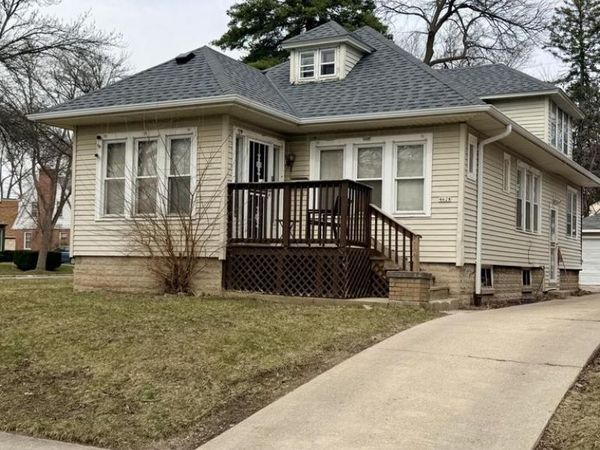 4628 W Leon TERRACE, Milwaukee, WI 53216