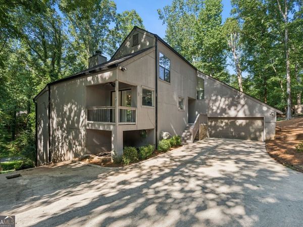 5623 High Harbor Point, Gainesville, GA 30504