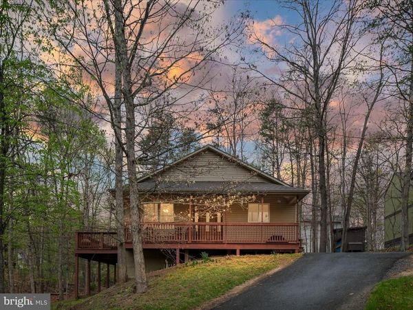 1304 LAKEVIEW DRIVE, CROSS JUNCTION, VA 22625