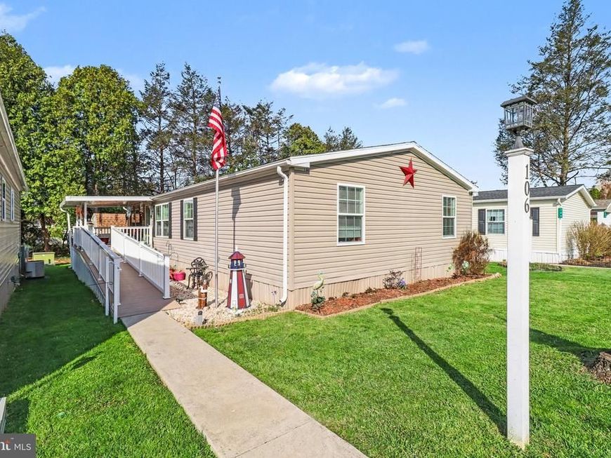 106 Madge Drive, Lancaster, PA 17603 Main Photo