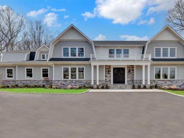 541 Split Rock Road , Syosset, NY 11791