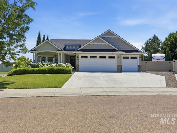 319 Sunderland St, Caldwell, ID 83605