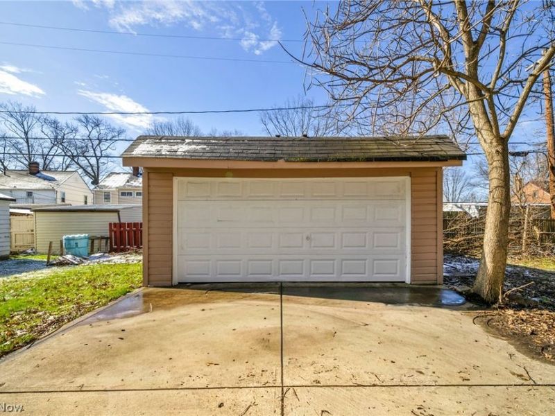 17913 Flamingo Avenue, Cleveland, OH 44135 Photo 46