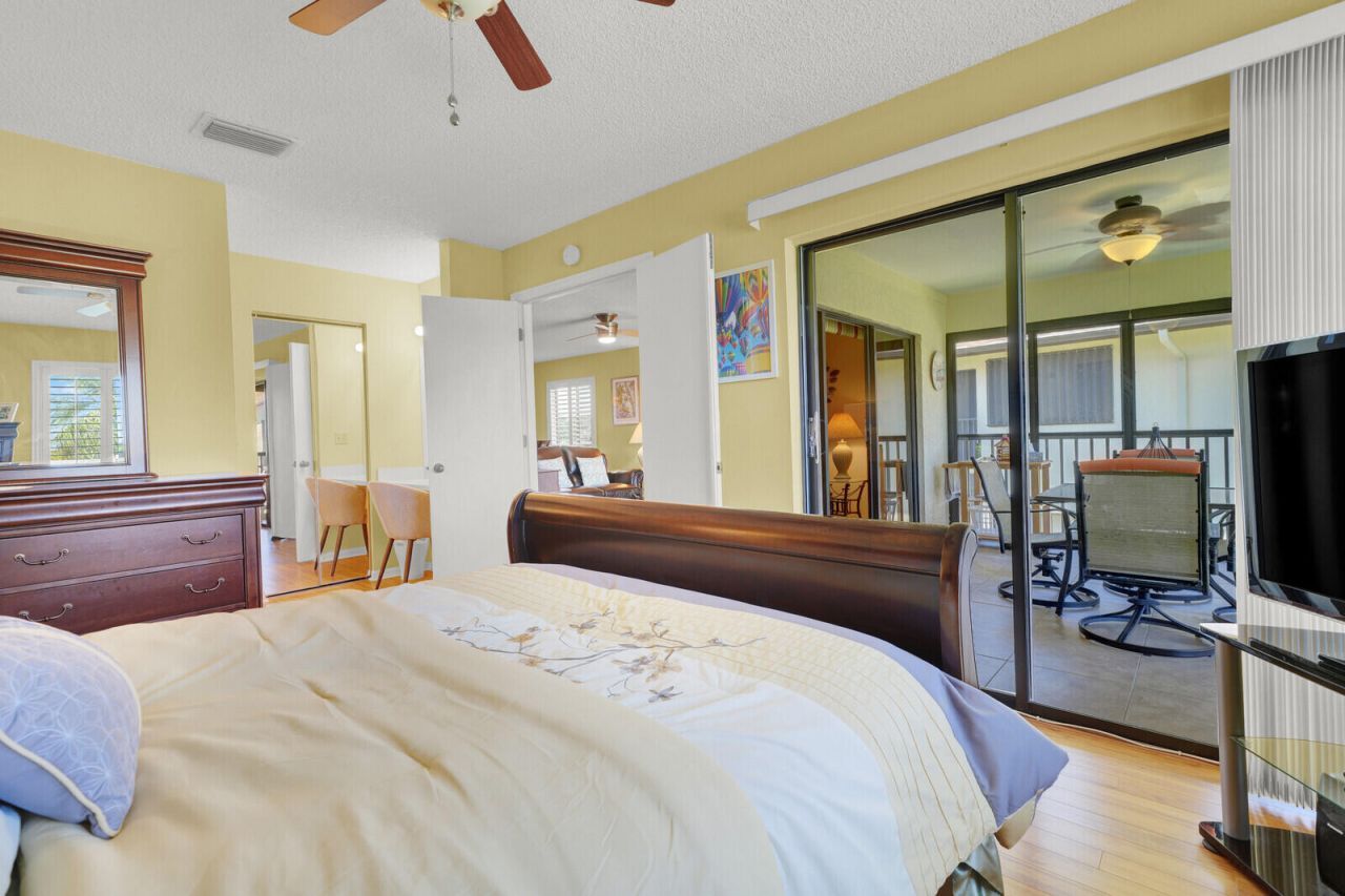 6901 SE Constitution Boulevard, Unit 204, Hobe Sound, FL 33455 Photo