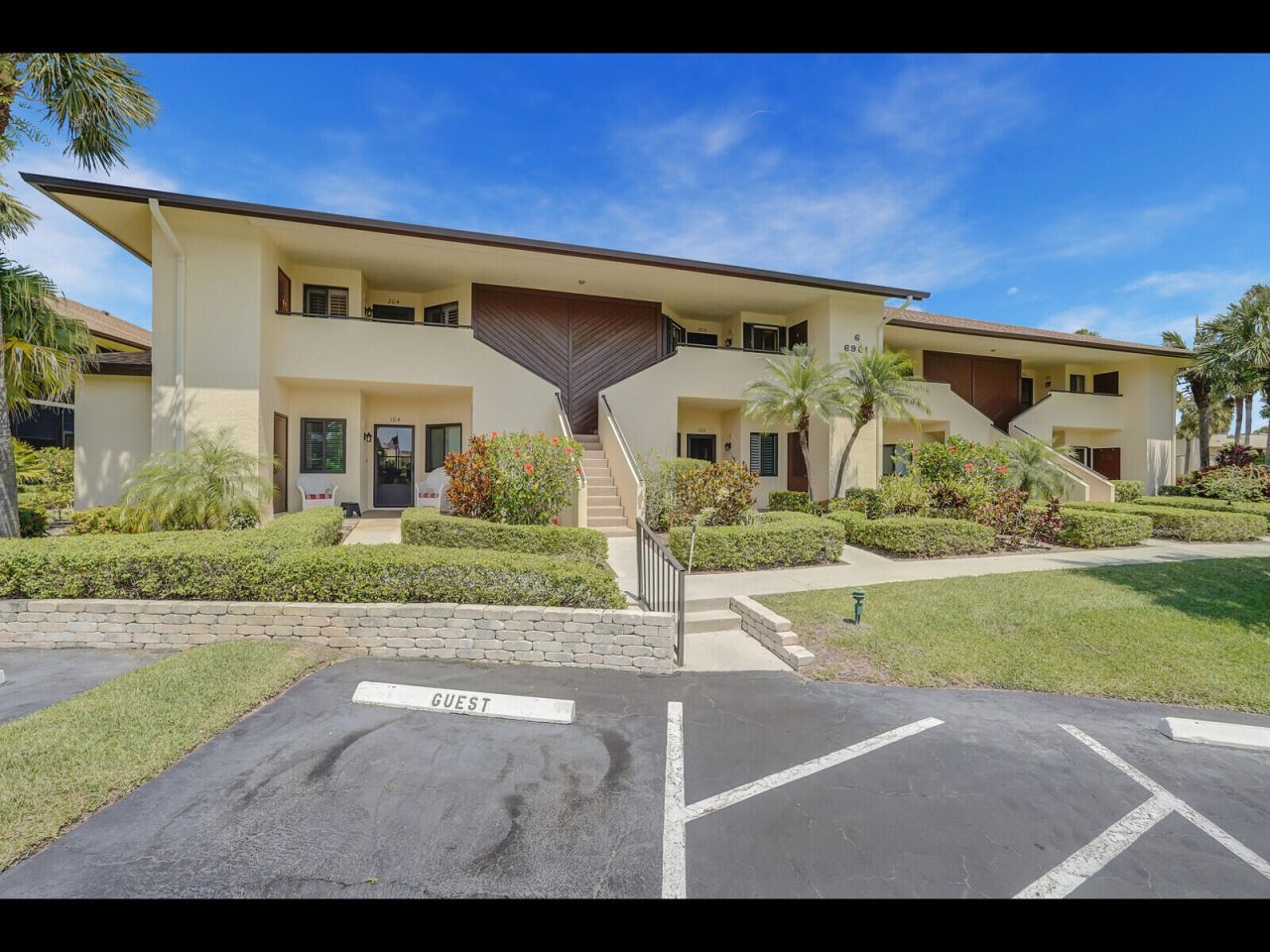 6901 SE Constitution Boulevard, Unit 204, Hobe Sound, FL 33455 Photo