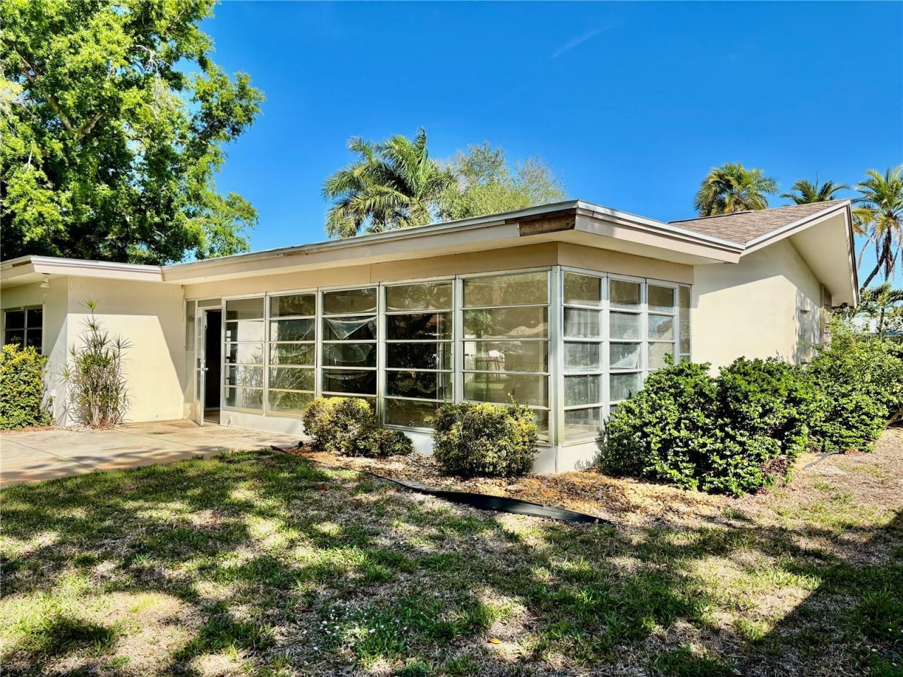 6901 15th Avenue Drive W, Bradenton, FL 34209 Photo