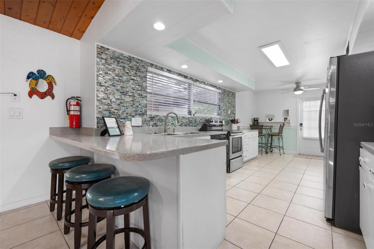 6201 6th Avenue Nw, Bradenton, FL 34209 Photo