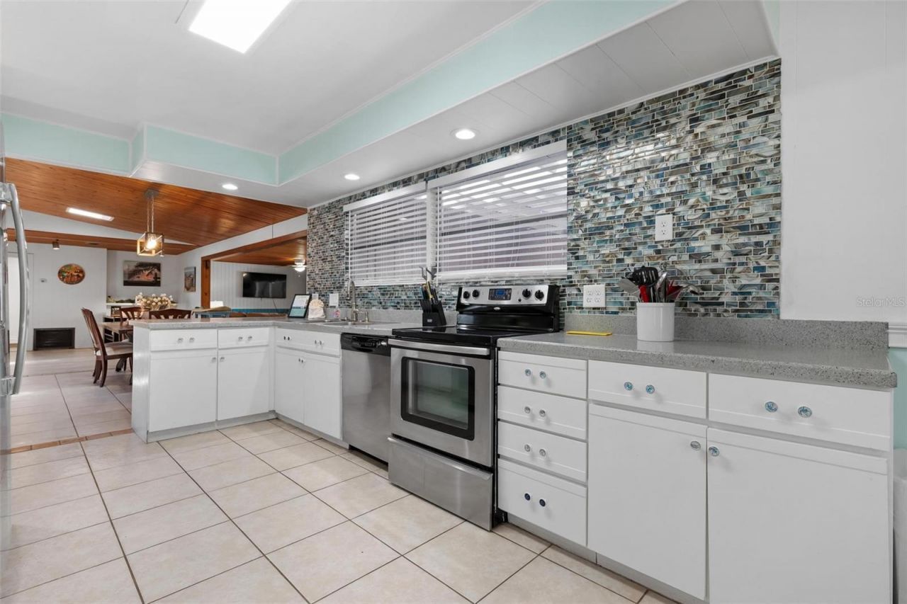 6201 6th Avenue Nw, Bradenton, FL 34209 Photo