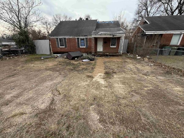 2499 LAMAR AVE, Memphis, TN 38114