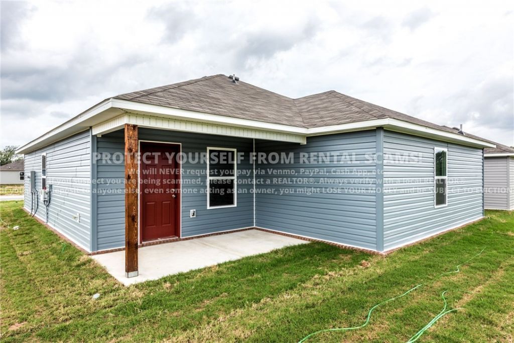 5022 W Claxton Circle, Fayetteville, AR 72704 Main Photo