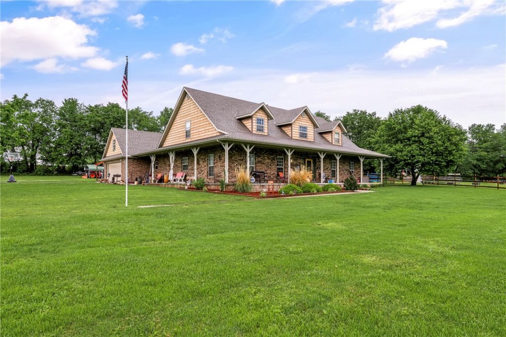 2887 Habberton (WC89) Road Springdale, AR 72764