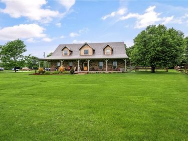 2887 Habberton Road, Springdale, AR 72764