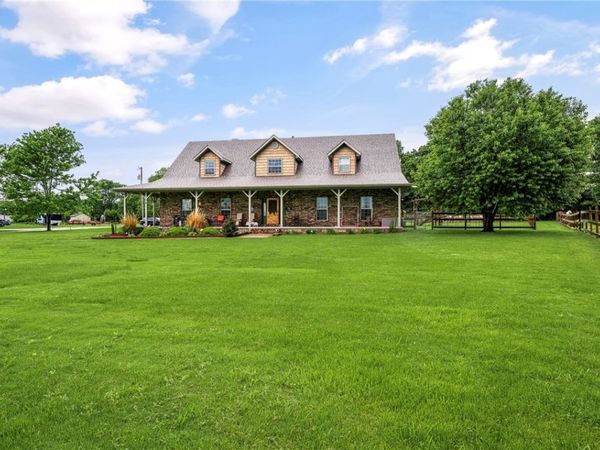 2887 Habberton Road, Springdale, AR 72764
