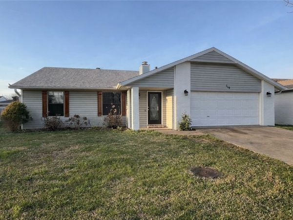 219 Winesap Lane, Bentonville, AR 72712