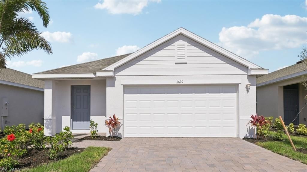 1211 Brooklands Dr, Fort Myers, FL 33905 Main Photo