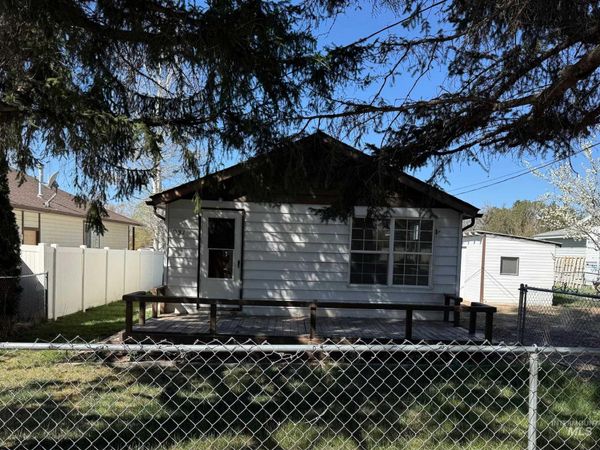 931 S Fillmore, Jerome, ID 83338