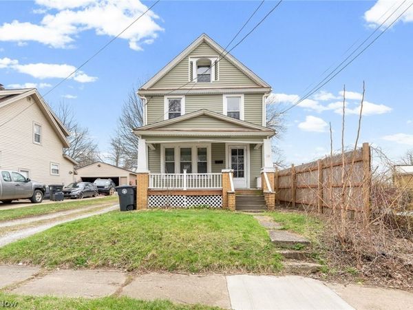 16 Palmetto Avenue , Akron, OH 44301