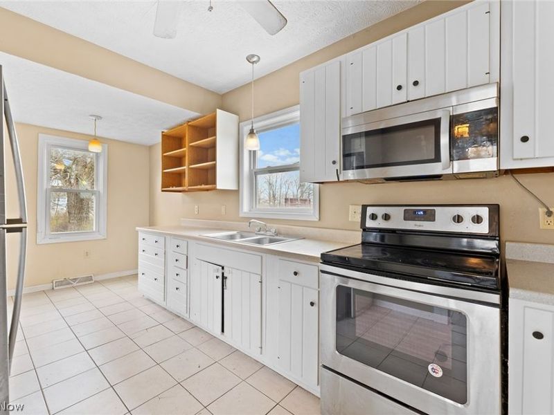 16 Palmetto Avenue, Akron, OH 44301 Photo 12