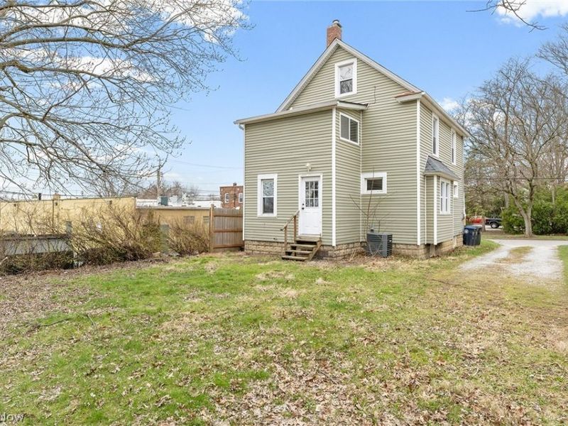 16 Palmetto Avenue, Akron, OH 44301 Photo 35