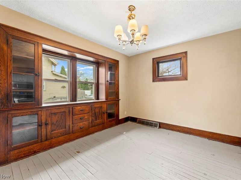 16 Palmetto Avenue, Akron, OH 44301 Photo 8