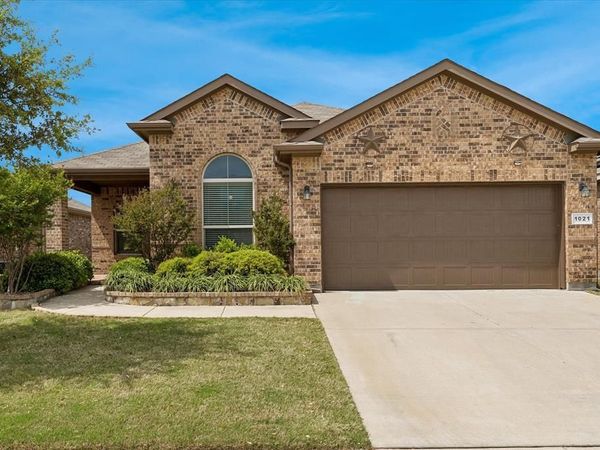 1021 Brownford Drive, Fort Worth, TX 76028