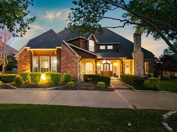 806 Eagle Pass, Heath, TX 75032