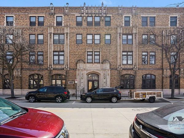 297 W Clay Avenue, Unit 411, Muskegon, MI 49440