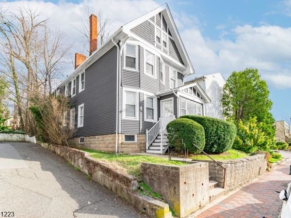 70 Valley St, South Orange, NJ 07079