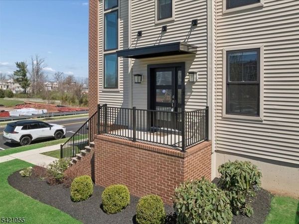 61 Village Dr, Montgomery, NJ 08558