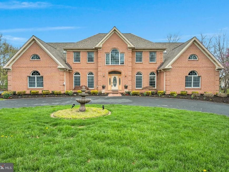 2004 Mountain Pine Drive, Mechanicsburg, PA 17050 Main Photo