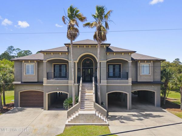 6605 Haystack Street, Biloxi, MS 39532