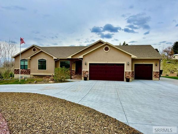 5465 Rio Seco Drive, IDAHO FALLS, ID 83406