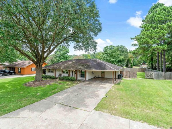 9937 Golden Gate Ave, Baton Rouge, LA 70810