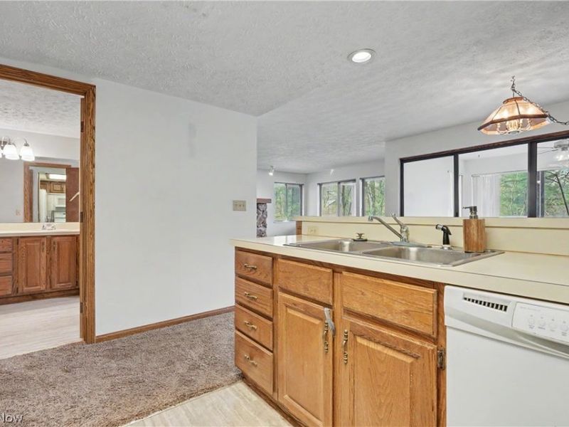 2197 Pinebrook Trail, Cuyahoga Falls, OH 44223 Photo 10