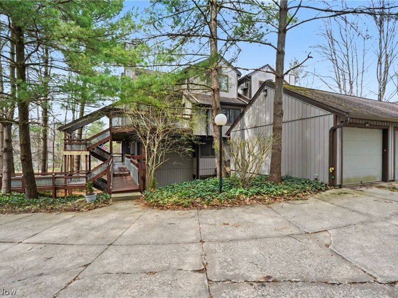 2197 Pinebrook Trail, Cuyahoga Falls, OH 44223 Photo 38